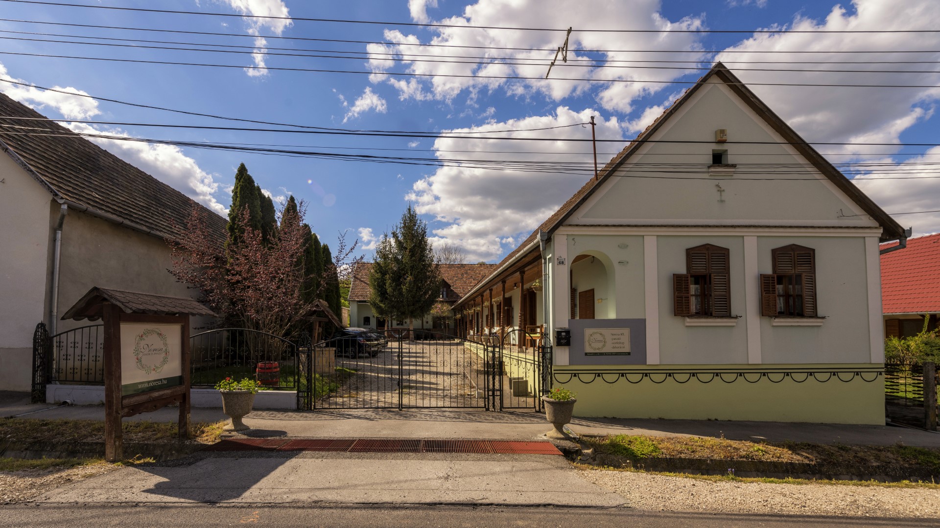 Adventi hangolódás – Női Vállalkozó Klub szakmai látogatása a NORESA Panzióban december 8-án